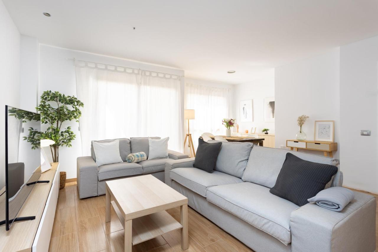 Home2Book Design Black & White Santa Cruz Home Bagian luar foto