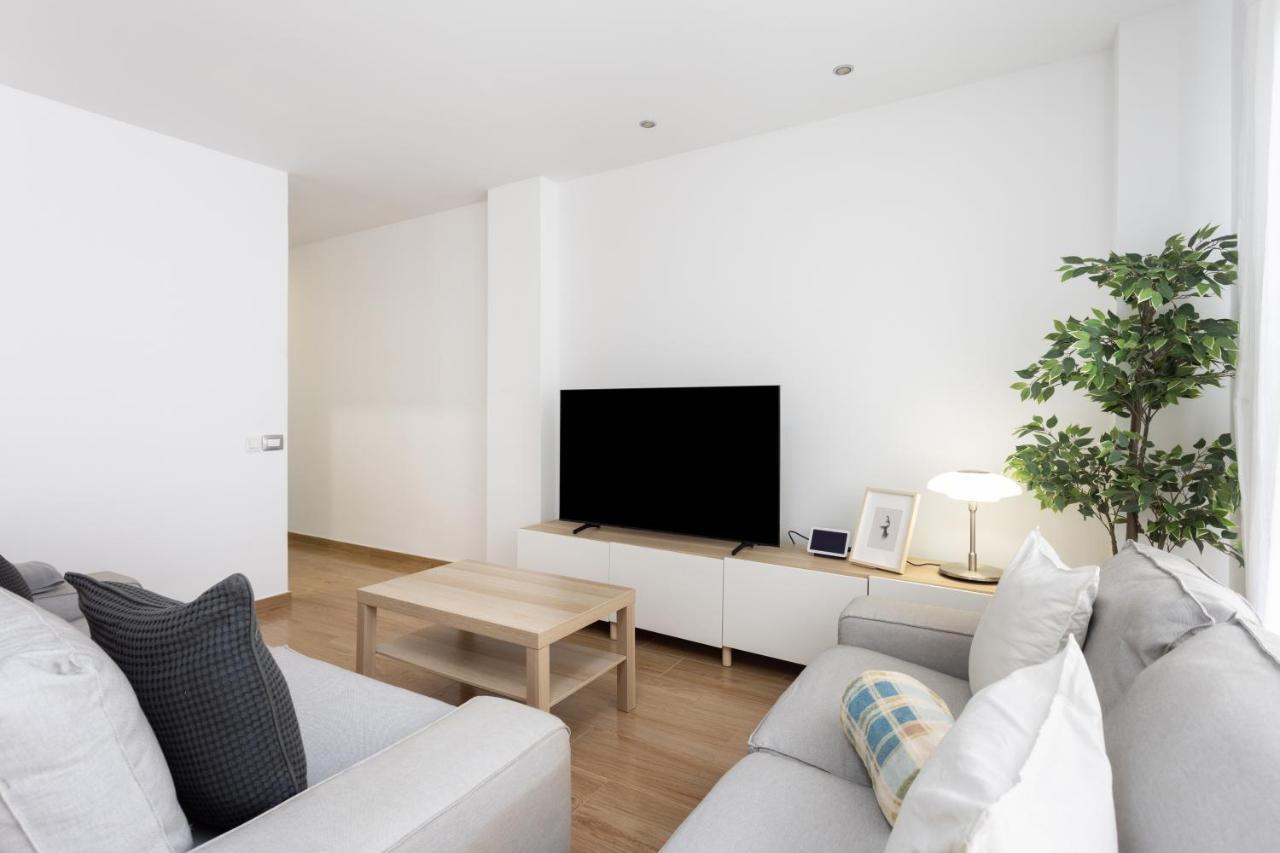 Home2Book Design Black & White Santa Cruz Home Bagian luar foto